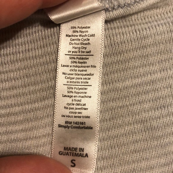 LuLaRoe Classic T - Picture 4 of 4